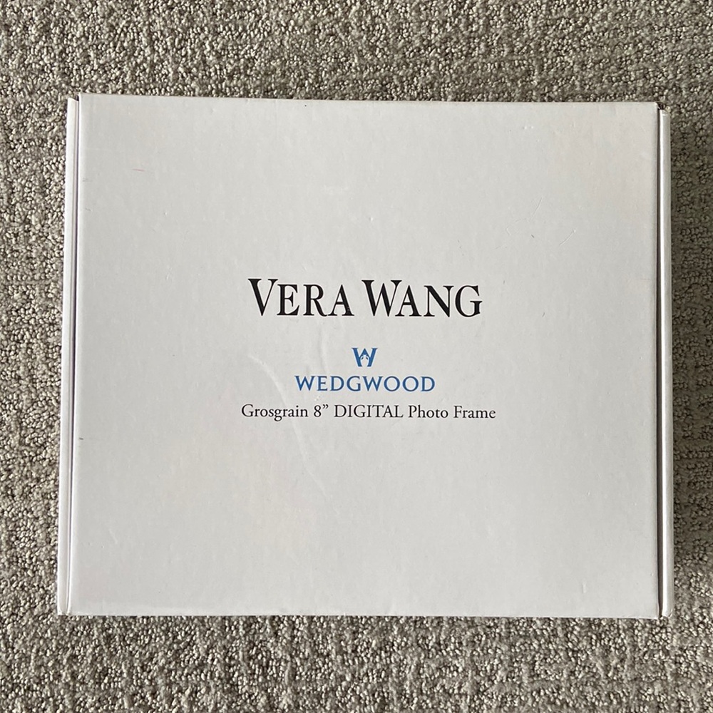 Vera Wang Grosgrain 8” Digital Photo Frame by Wedgwood